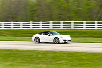 007 - White Carrera S